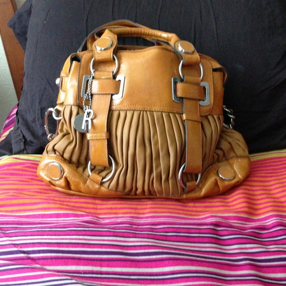 Rampage Satchel