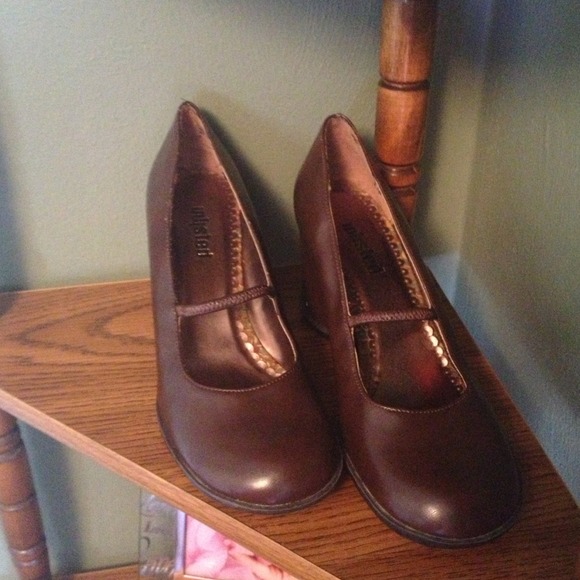 Brown wedge heels - Picture 2 of 2