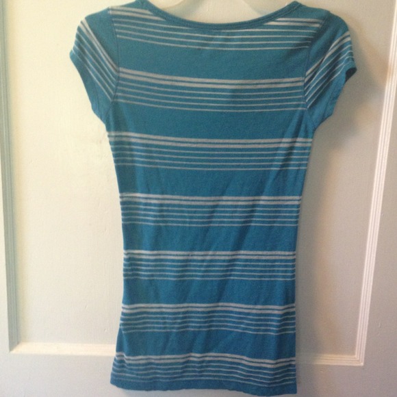 Aeropostale shirt - Picture 2 of 4