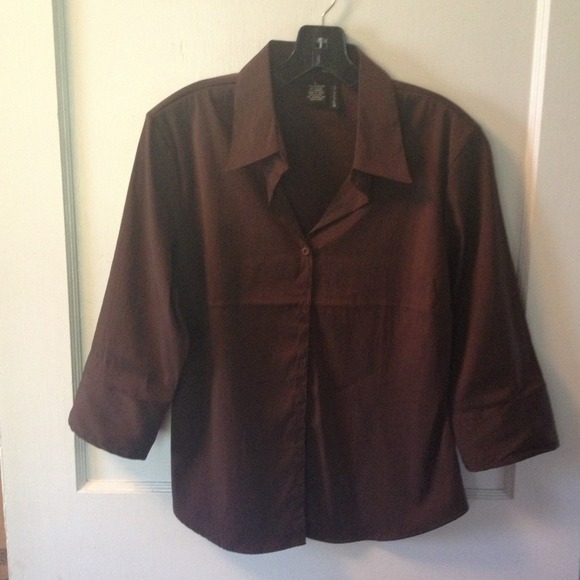 Brown dress shirt. - Picture 2 of 2
