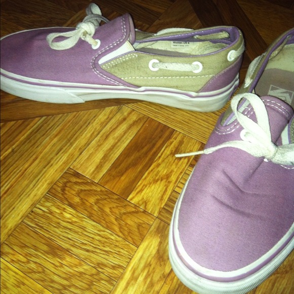 Vans - Picture 2 of 2