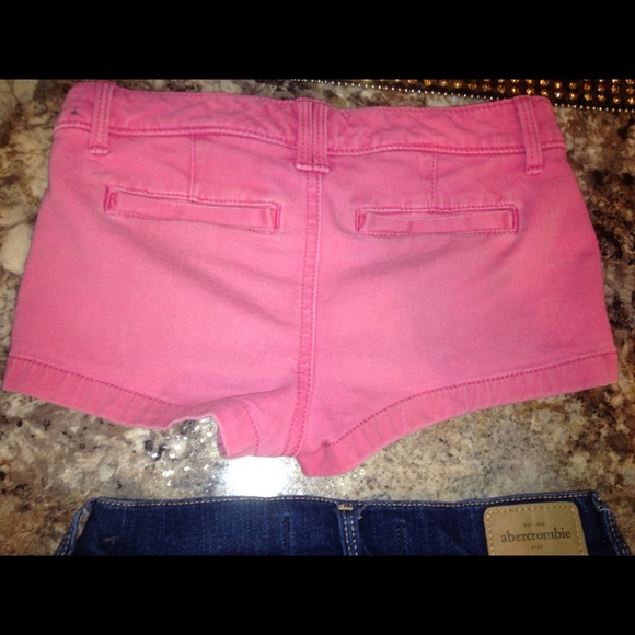 Shorts - Picture 2 of 2