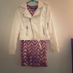 Half leather jacket and skull scarf!