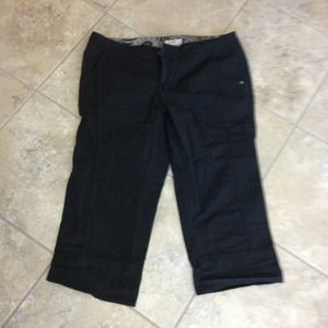Black capris size 9