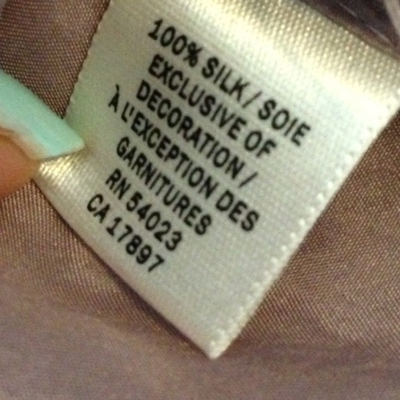 Old Navy Silk Top💕 - Picture 4 of 4