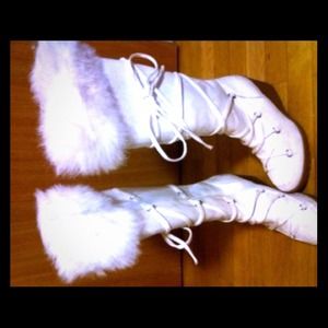 Faux fur boots