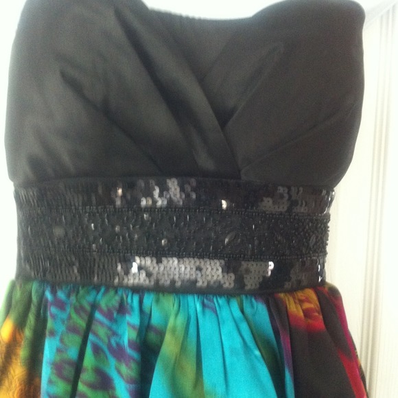 🎈SOLD🎈in a bundle dress very nice🚫pp🌹trades - Picture 2 of 4
