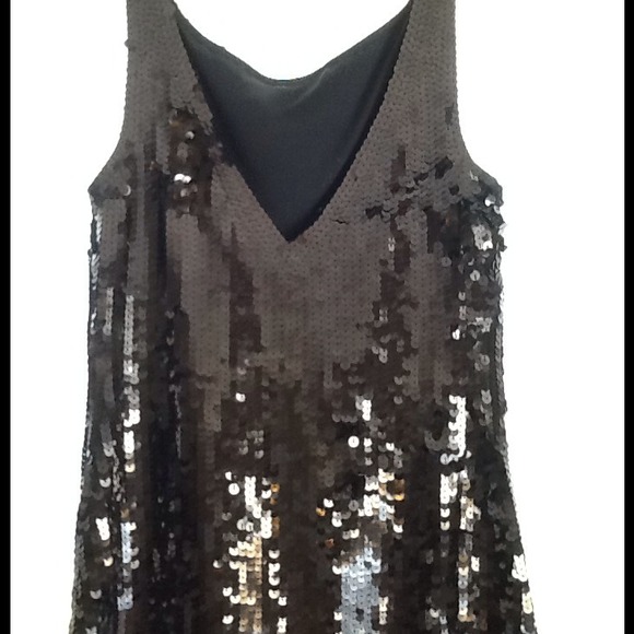 Banana Republic sequin mini dress - Picture 2 of 4