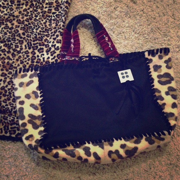 BCBGIRLS leopard purse