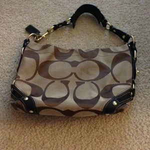 Coach medium signature handbag