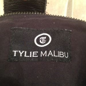 Tylie Malibu utility hobo bag
