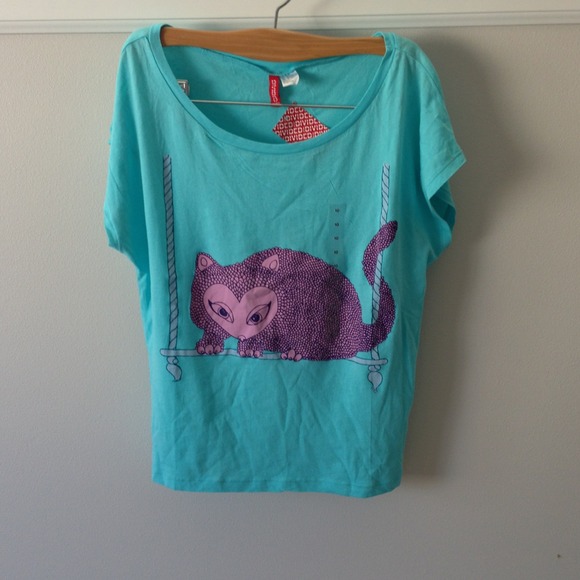 SOLD!!! Summer tee - Picture 3 of 3