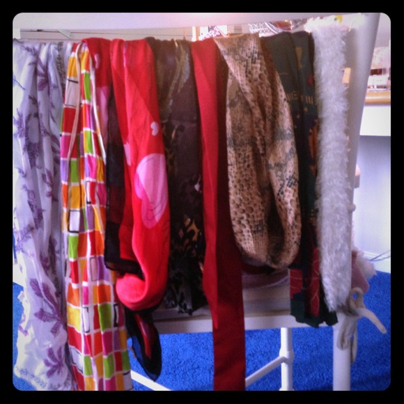 Scarves~ $1 each $8 for bundle