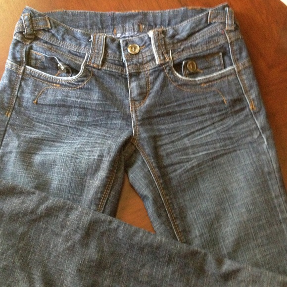 Sold to nonabelleq Straight leg jeans
