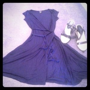 Bundle for 16$ dress, bracelet and shoes