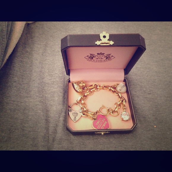 Juicy couture love charm bracelet