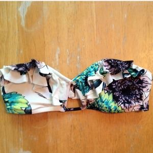 Bundle (Swimsuit & Green Dress)