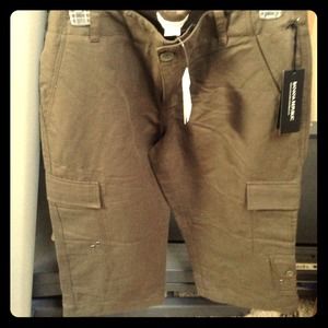 NWT Banana Republic Mid-rise Capri. Size 10.