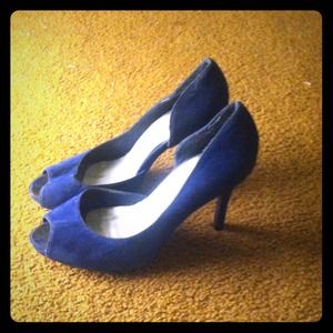 Faux suede blue heels