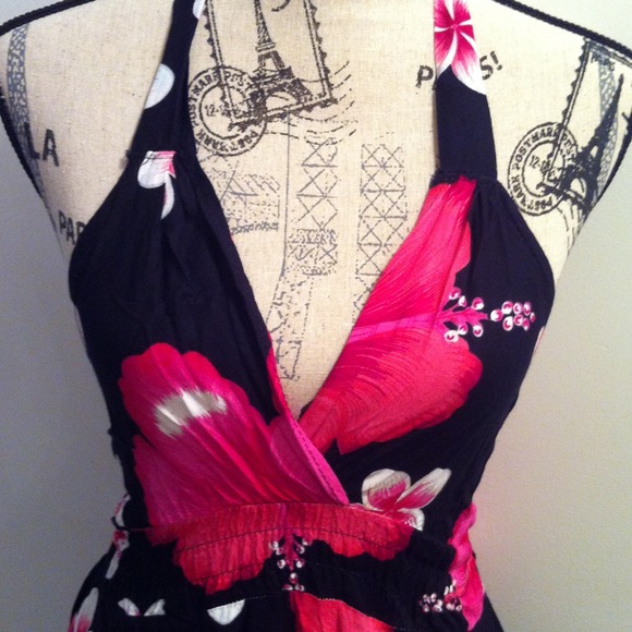 🚫Traded🚫Hawaiian Halter Dress - Picture 2 of 4