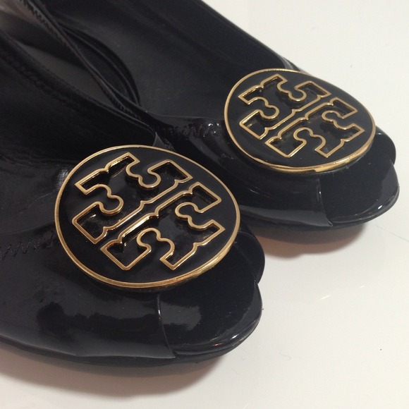 ❌SOLD❌Tory Burch Patent Demi Wedge - Picture 3 of 3