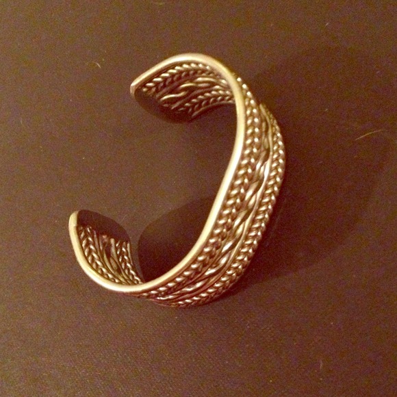 💚Silver Cuff Bangle! 💚