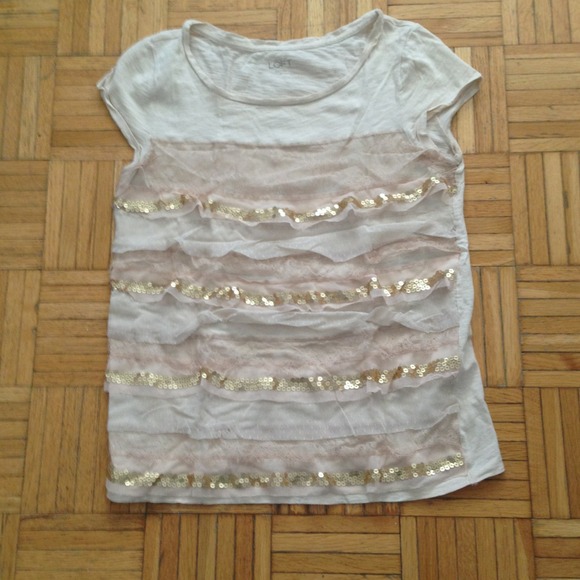 Ruffled and layered lace and sequin tee