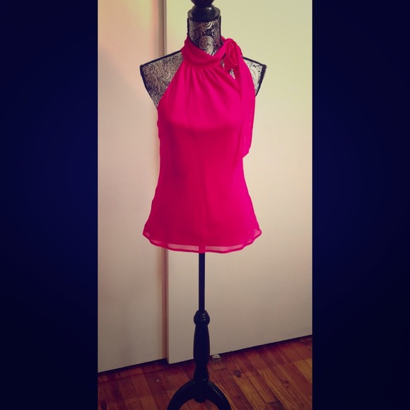✨Fuchsia Express shirt✨