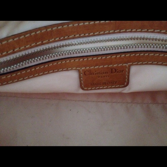Christian Dior white beige logo canvas leather bag - Picture 3 of 4