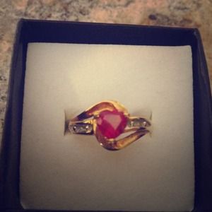 Ruby red heart 10k gold ring
