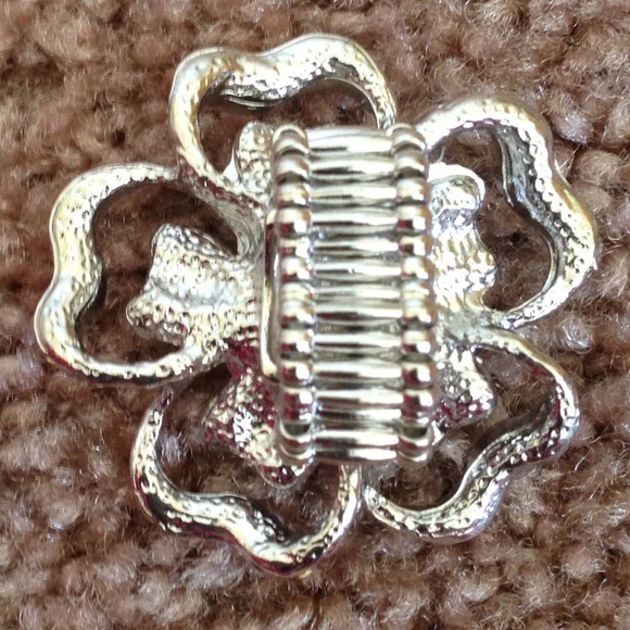 Really cute ring. - Picture 3 of 3