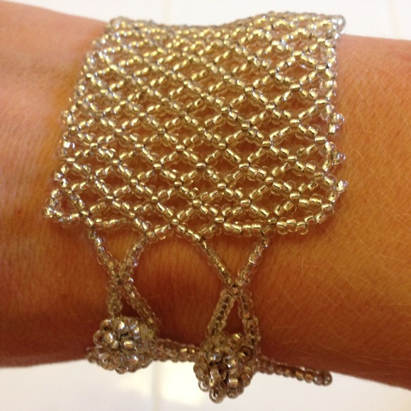 🌺SOLD🌺Handmade beaded bracelet - Picture 2 of 2