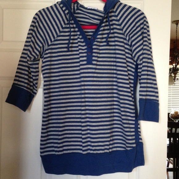 Bundle foe Elmeroida. 3 shirts, 1 skirt, 1 dress.