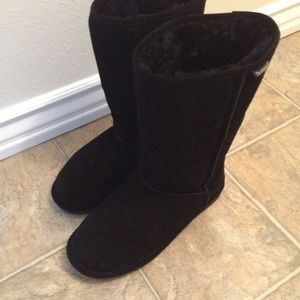 Bearpaw black high boots