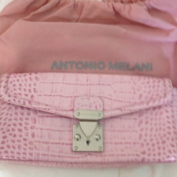 Bundled. SoLD
