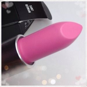 MAC Saint Germain Lipstick (amplified creme)
