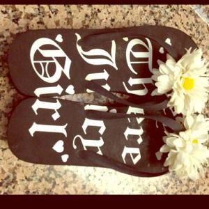 Black Juicy Couture Flip Flops size 9 👙