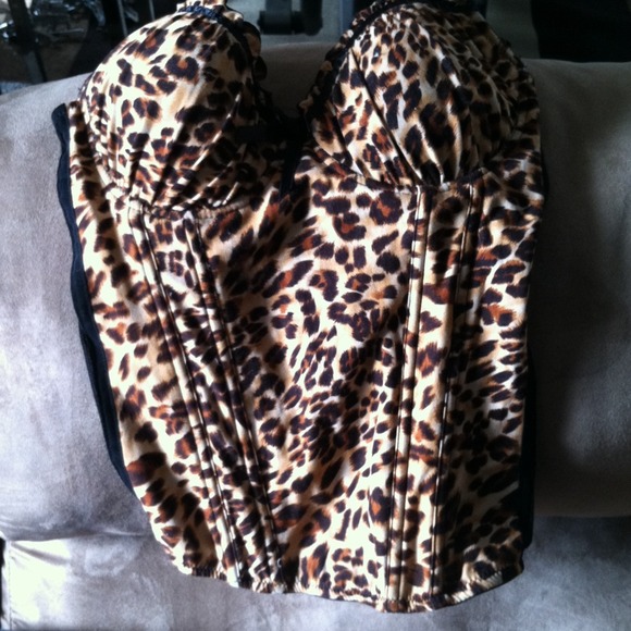 Tops - Leopard Print Corset