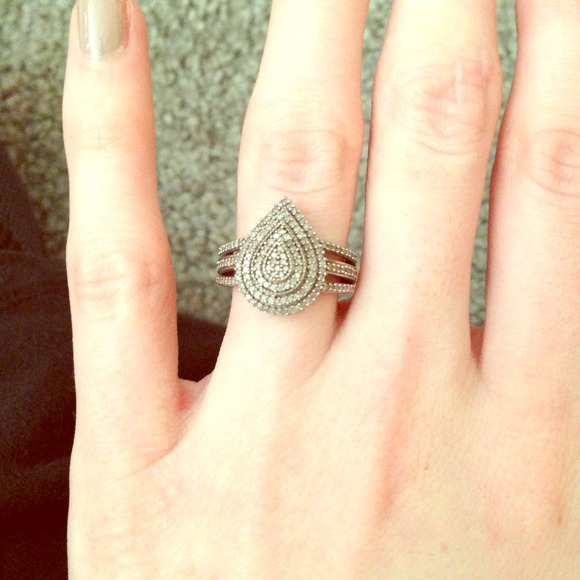 Pear shaped pavé diamond ring size 5.5 from JTV