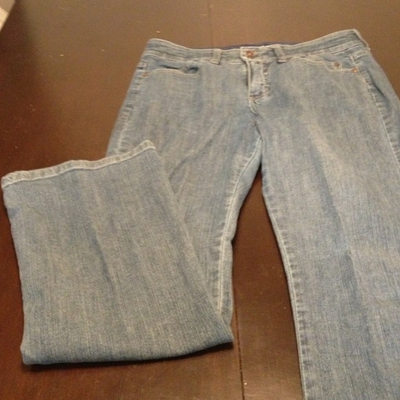 Lee no gap waistband double button boot cut jeans