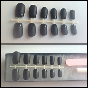 Custom Nails for @Skylarscloset