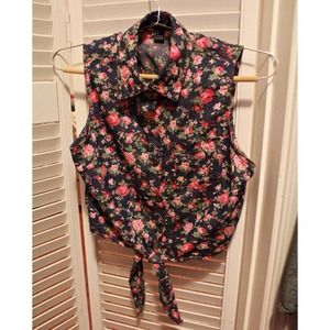 Cropped Floral Button down Top