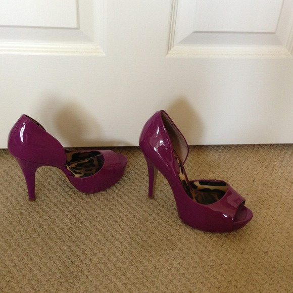 Jessica Simpson heels