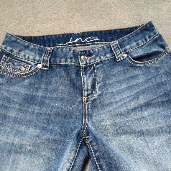 Capris - Picture 2 of 3