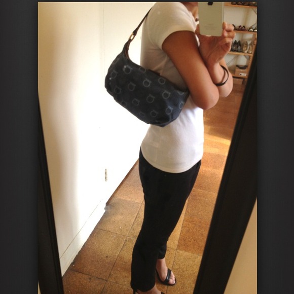 SOLD!! Salvatore Ferragamo denim pochette - Picture 4 of 4