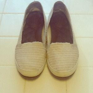 Reef tan stripped cloth flats:) Trade:)
