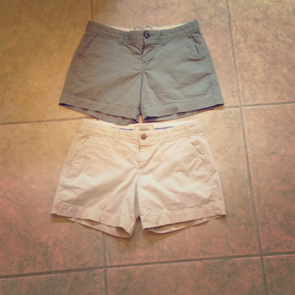 Two pairs of old navy perfect 5in shorts