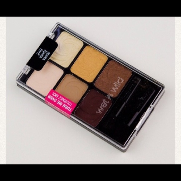 Discontinued Wet N Wild Vanity Palette