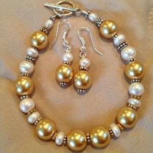 REDUCED Chic stylish bracelet and earring.