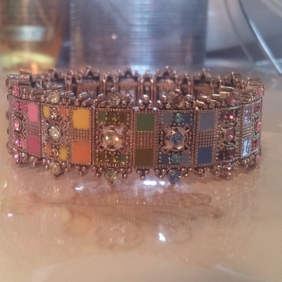 Bracelet